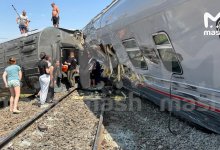 Поезд сошел с рельсов после столкновения с КамАЗом