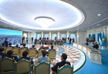 Токаев и Мирзиёев запустили поезд