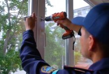 Мальчик выпал из окна третьего этажа в Алматы