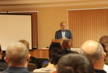 Порядок выхода на пенсию для работников вредных производств разъяснил депутат