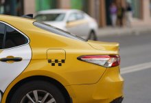 Таксист занимался онанизмом во время поездки при пассажирке в Астане