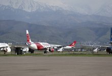 Пассажирку Fly Arystan обвинили в начале погрома в аэропорту Алматы