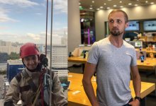 Популярный блогер Зубарев сделал селфи на огромной высоте с казахстанским альпинистом