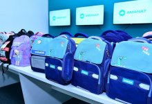 Депутаты партии AMANAT оказывают поддержку школьникам