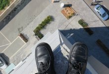 Пятиклассник прыгнул со второго этажа школы после урока