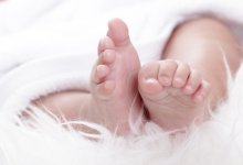 Актюбинка обманула несколько женщин, обещая помочь с усыновлением детей