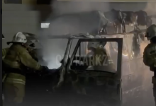 Автомобиль загорелся прямо во время движения в Шымкенте