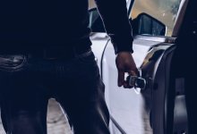 Заставил водителя довезти его до села и ограбил житель Карагандинской области