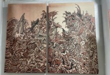 Выставку картин, написанных кровью, организовал художник из Кыргызстана