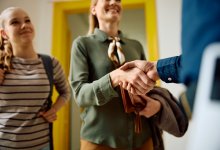 Родительские собрания пройдут в школах после волны детских суицидов в Казахстане