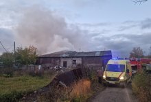 Пенсионерка забежала в горящий дом и погибла в Щучинске