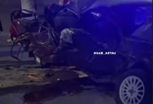 Авто влетело в самосвал в Мангистауской области