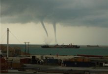 На Каспийском море зафиксировали сильный торнадо