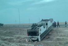 Автобус перевернулся на трассе в Мангистауской области