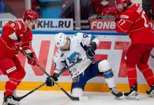 "Барыс" уступил "Спартаку" и продлил серию поражений