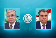 Токаев поздравил Эмомали Рахмона с днем рождения
