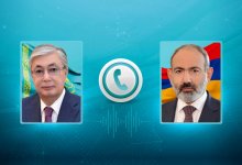 Президент Казахстана провел переговоры с премьер-министром Армении