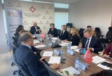 Роль медиа в формировании общественного мнения и распространении идеологий