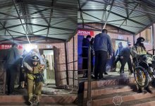 Автошина загорелась на крыше девятиэтажки в Атырау