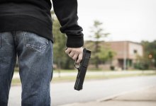 Подросток устроил стрельбу в школе