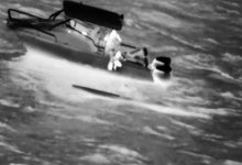 Школьник в одиночку дрейфовал в океане целую ночь (ВИДЕО)