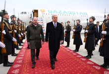 Токаев прилетел в Казань для участия в саммите БРИКС