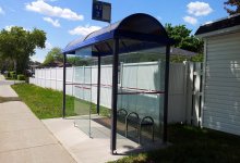 Остановка рухнула на людей в Актау (ВИДЕО)