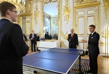 Токаев сыграл с олимпийским чемпионом по настольному теннису (ВИДЕО)