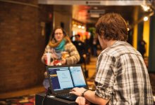 Охранник подрался с подростком в кинотеатре Костаная