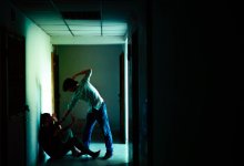 Подростки вымогали деньги у школьника в Акмолинской области