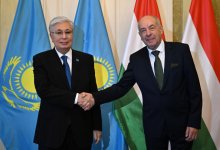 Во дворце Шандора состоялась встреча Токаева с Шуйоком