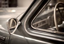 Автомобиль въехал в продуктовый магазин в Актау