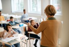 Школы Астаны и Алматы работали без лицензии