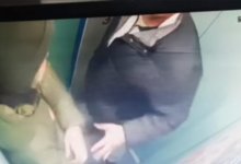 "Скручивал руки, заламывал пальцы": астанчанин удерживал в лифте подростка (ВИДЕО)