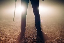 Женщина хотела выпрыгнуть из окна в Атырау