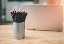 Школьники попали в больницу из-за карандаша с едким запахом