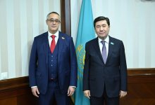 Спикер Мажилиса принял главу Московской городской Думы