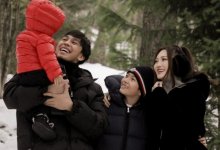 Ерке Есмахан показала новогодний домашний вайб