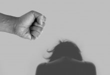 На мать жертвы секс-рабства в Кызылорде напали родственники осужденного