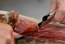 Мясо с антисанитарных условий продавали в Астане (ВИДЕО)