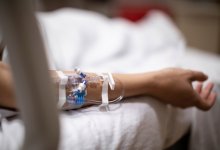 Двоих детей с рухнувшего самолета готовят к операции – список пострадавших