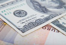 Доллар и евро подешевели в Казахстане