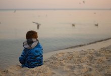 Эскортница заморила голодом 6-летнего сына и оставила умирать дома