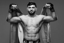 Подопечный казахстанского менеджера снялся с турнира UFC за сутки до начала