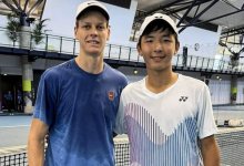 Юный спортсмен из Казахстана провел тренировку с первой ракеткой мира (ВИДЕО)