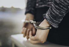 Скрывалась 14 лет: подозреваемую в крупном мошенничестве задержали в Алматы