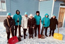 Снег вывозят в рамках акции "Таза бейсенбі"