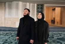 Айжан Байзакова поделилась трогательным видео с супругом из мечети