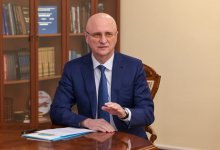 "Правительство намерено и дальше поддерживать бизнес": интервью с Романом Скляром