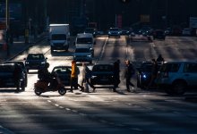 "Для показухи": проекционная "зебра" в Семее не оправдала ожиданий